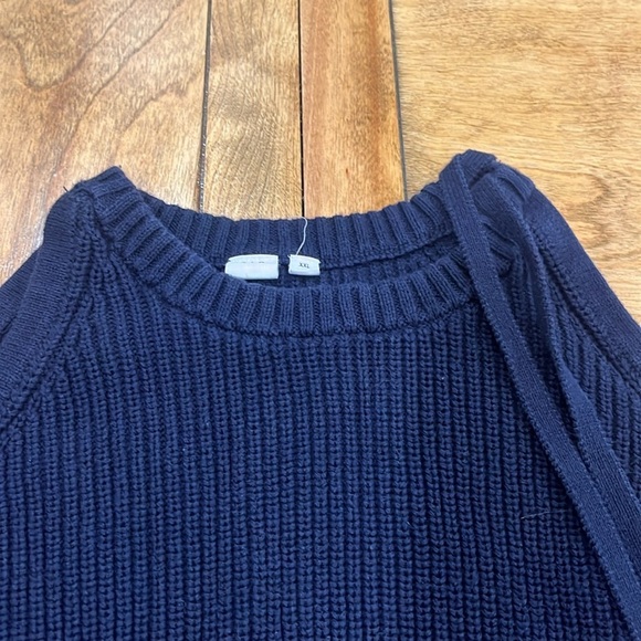 GAP Halter Knit Sweater Tank - Picture 2 of 5